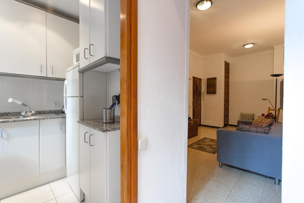 Sweet Bcn Apartments Барселона Экстерьер фото